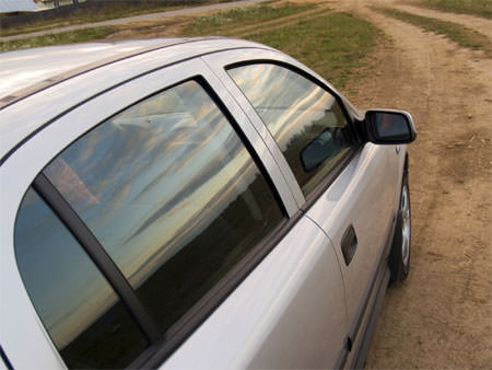 Reflection in car windows